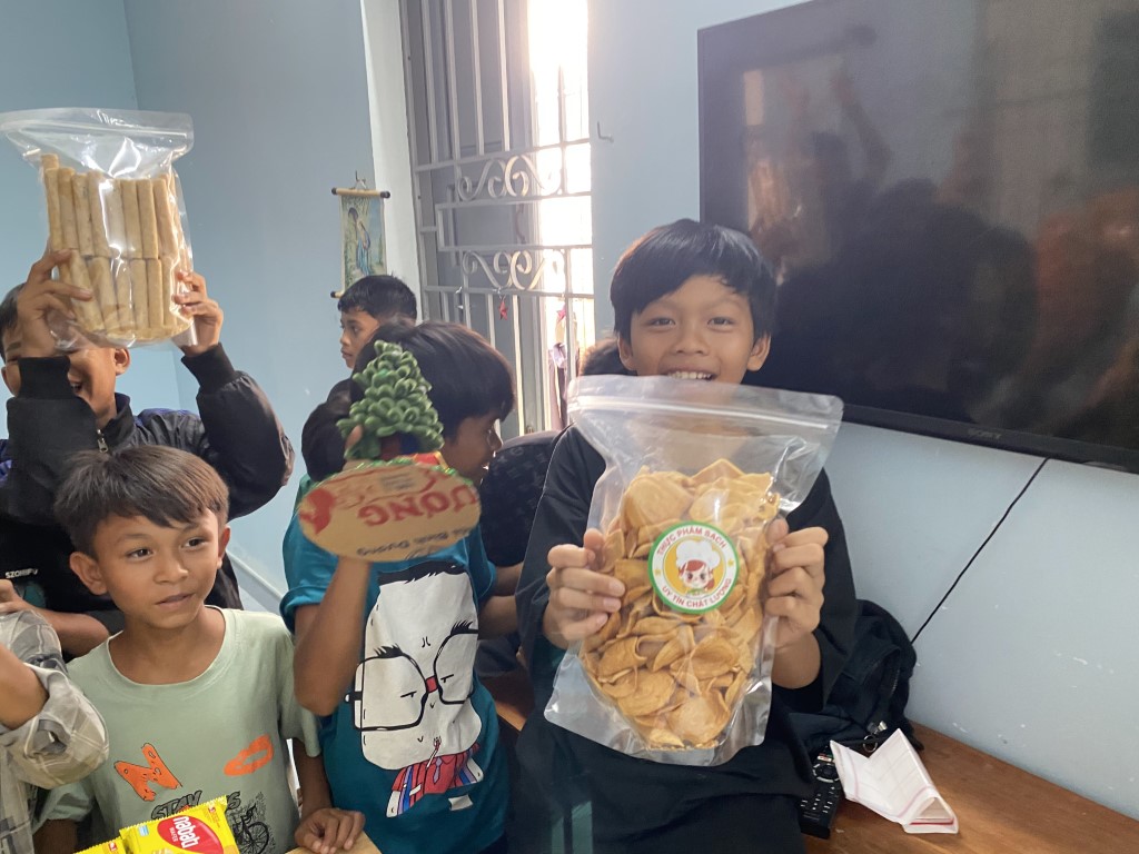 6-07172025-Suoi-Cat-Charity-Home