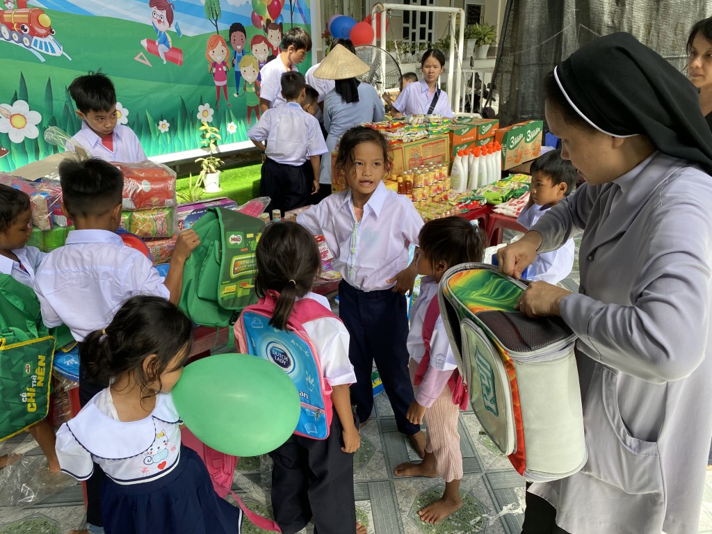 22-08252025-Hy-Vong-Charity-Home