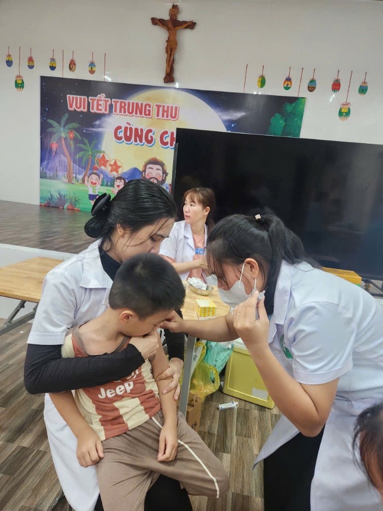 15-11182025-Nhan-Ai-Orphanage