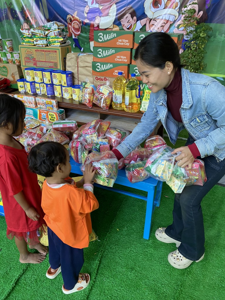 17-10182025-Hy-Vong-Charity-Home