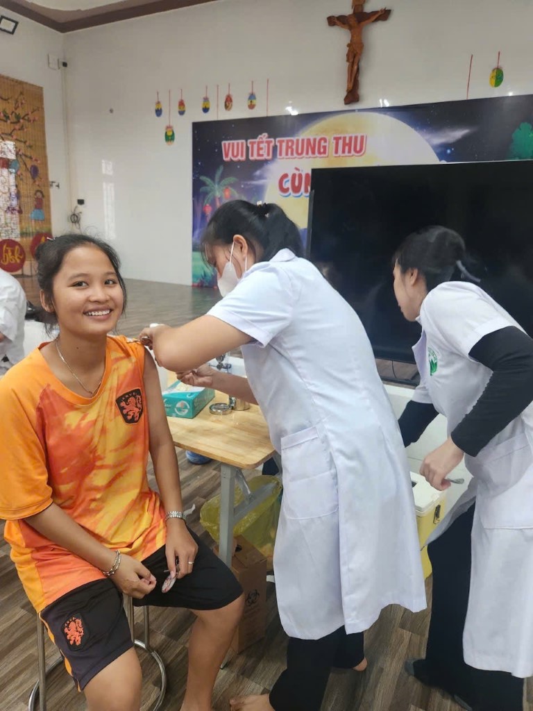 17-11182025-Nhan-Ai-Orphanage