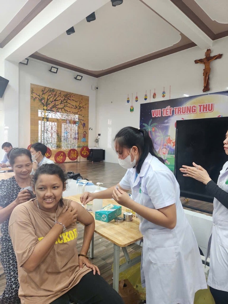 18-11182025-Nhan-Ai-Orphanage