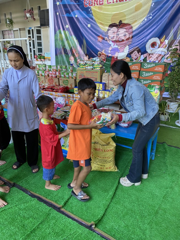 22-10182025-Hy-Vong-Charity-Home