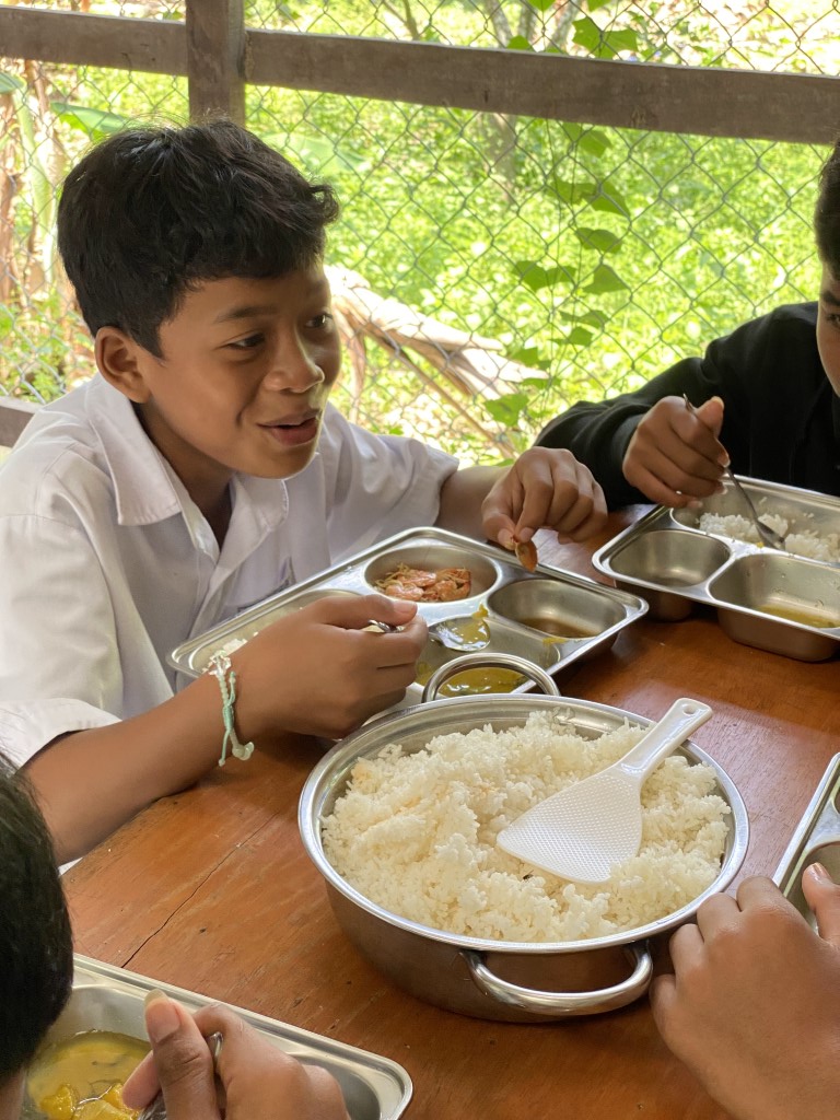 29-10182025-Suoi-Cat-Charity-Home