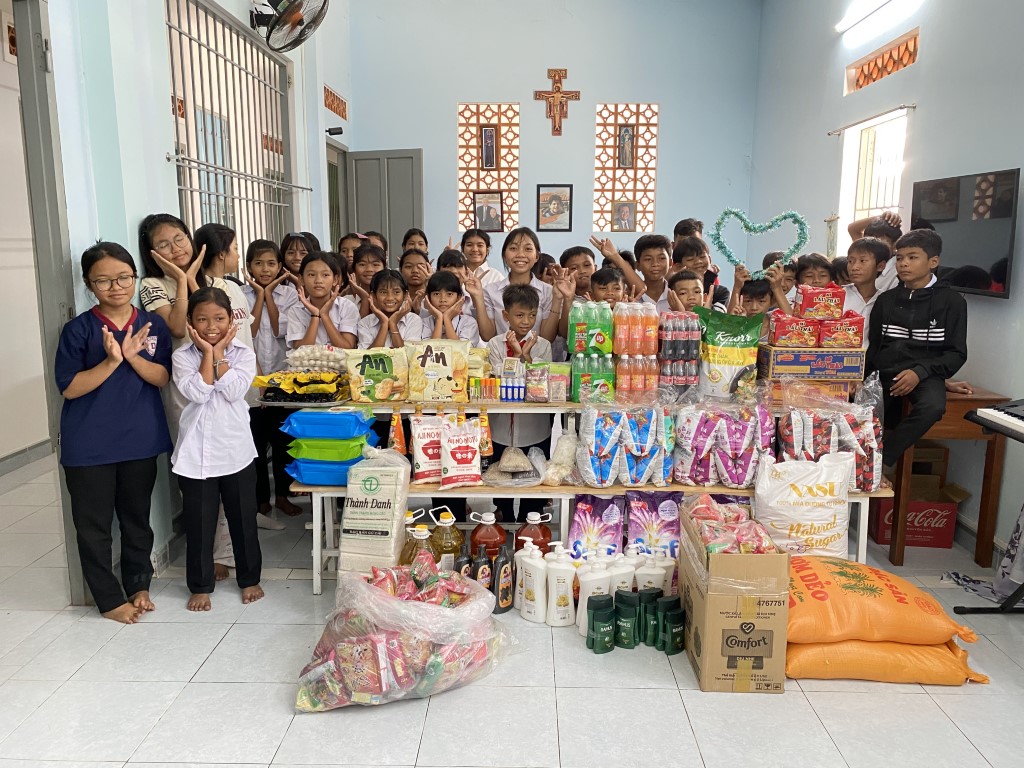 5-10182025-Suoi-Cat-Charity-Home