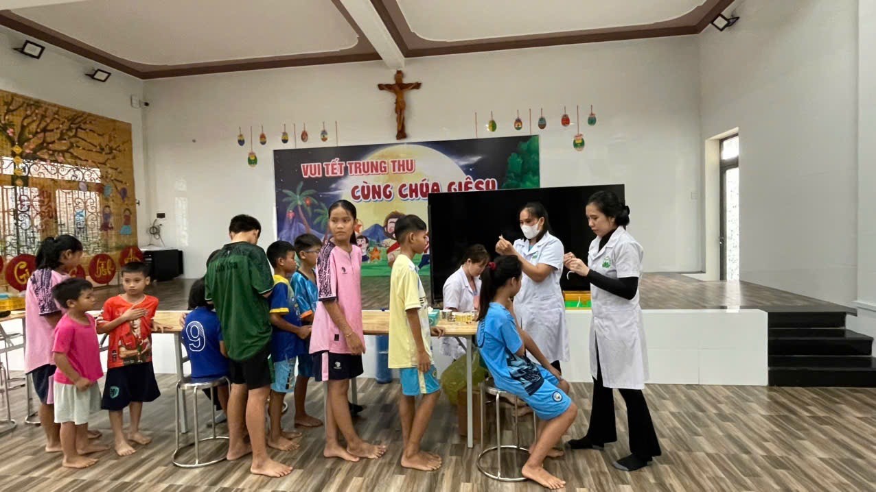 6-11182025-Nhan-Ai-Orphanage