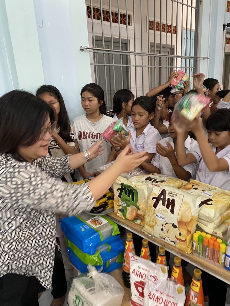 8-10182025-Suoi-Cat-Charity-Home