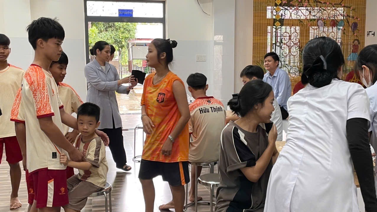 8-11182025-Nhan-Ai-Orphanage