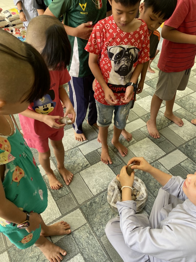 19-11192025-Lac-Thien-Orphanage