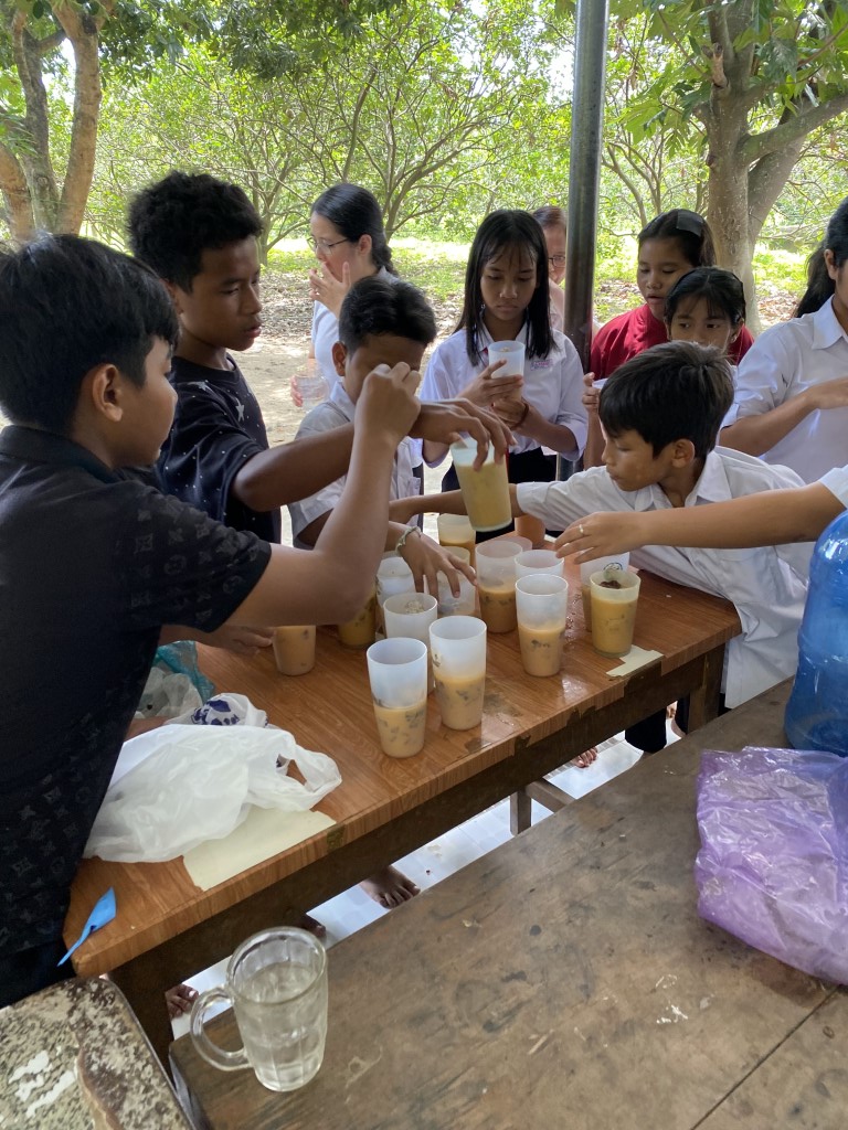 19-11192025-Suoi-Cat-Charity-Home