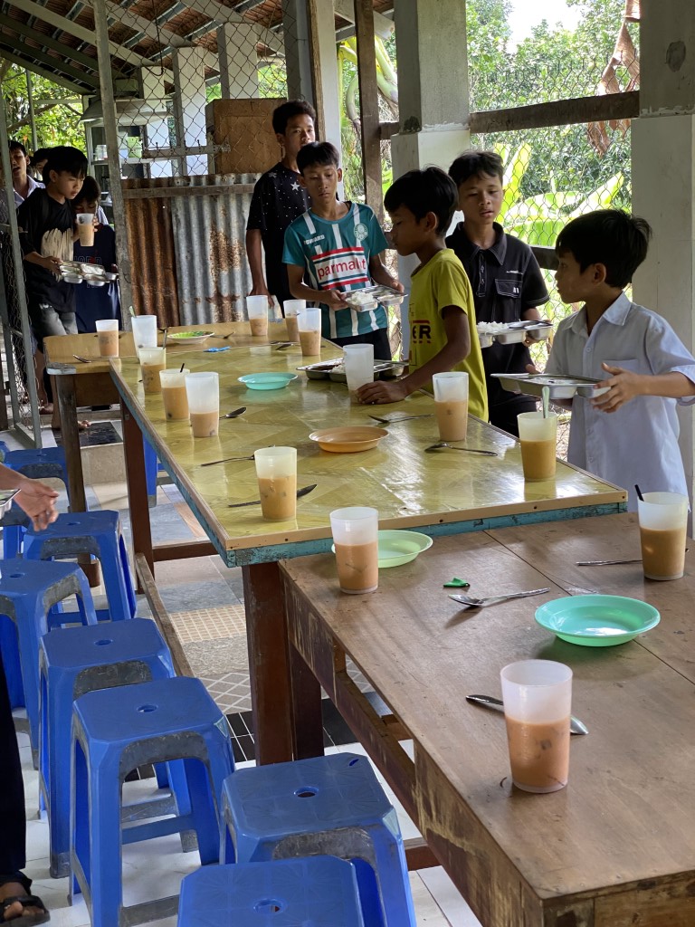 23-11192025-Suoi-Cat-Charity-Home