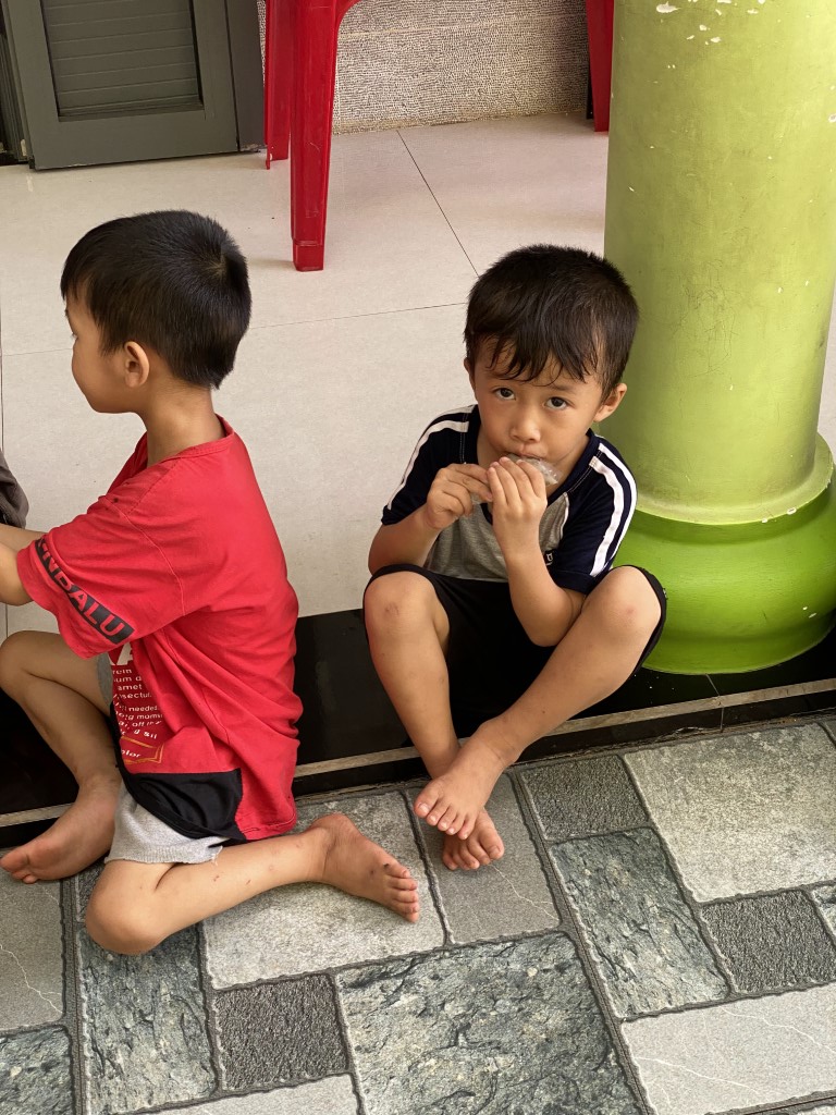 24-11192025-Lac-Thien-Orphanage