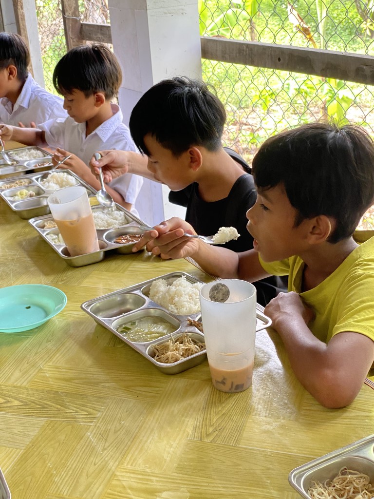 26-11192025-Suoi-Cat-Charity-Home