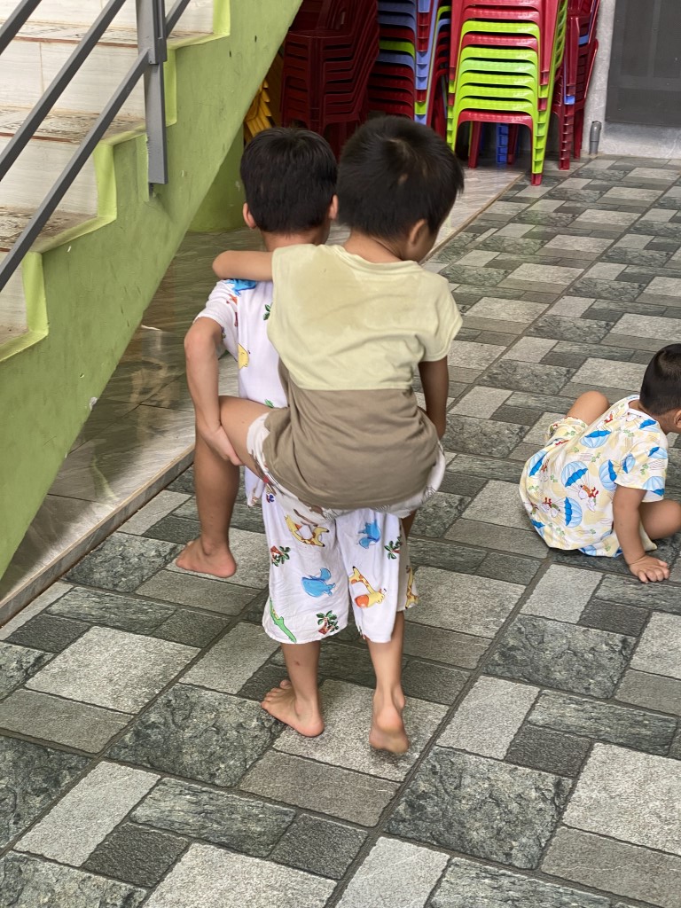 8-11192025-Lac-Thien-Orphanage