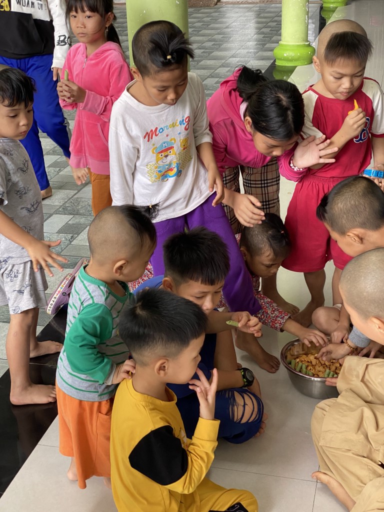 20-12172025-Lac-Thien-Orphanage