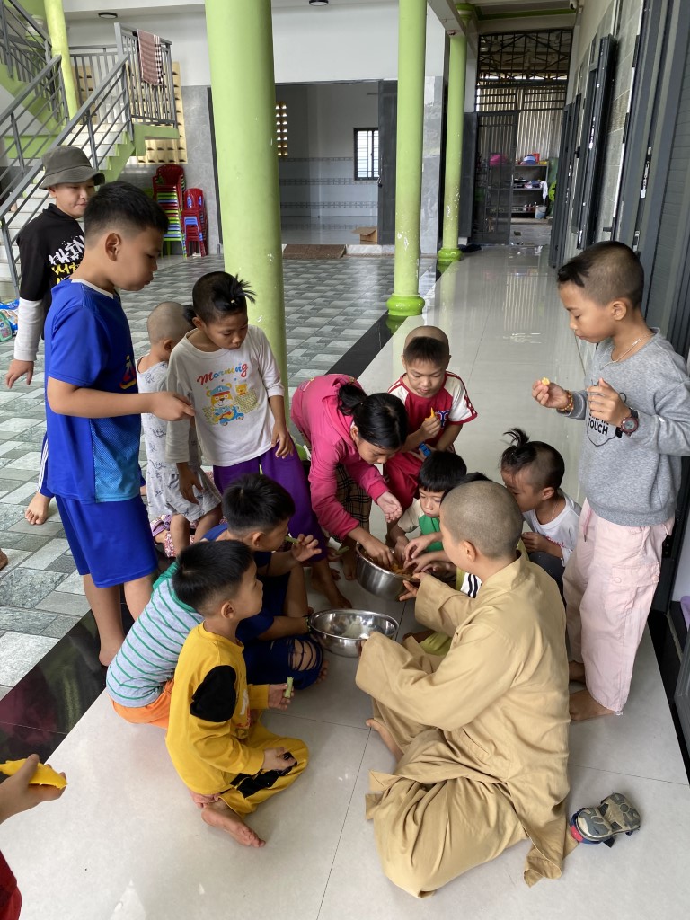 21-12172025-Lac-Thien-Orphanage