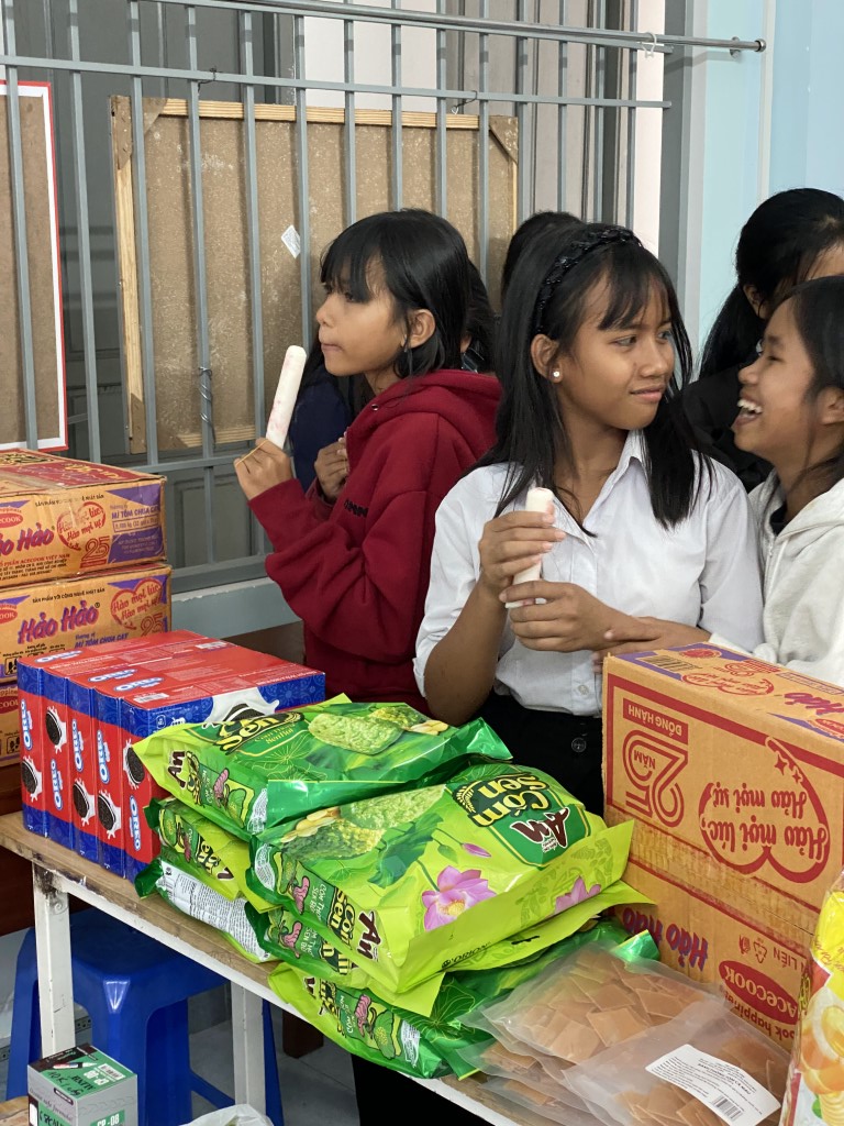 12-03182026-Suoi-Cat-Charity-Home