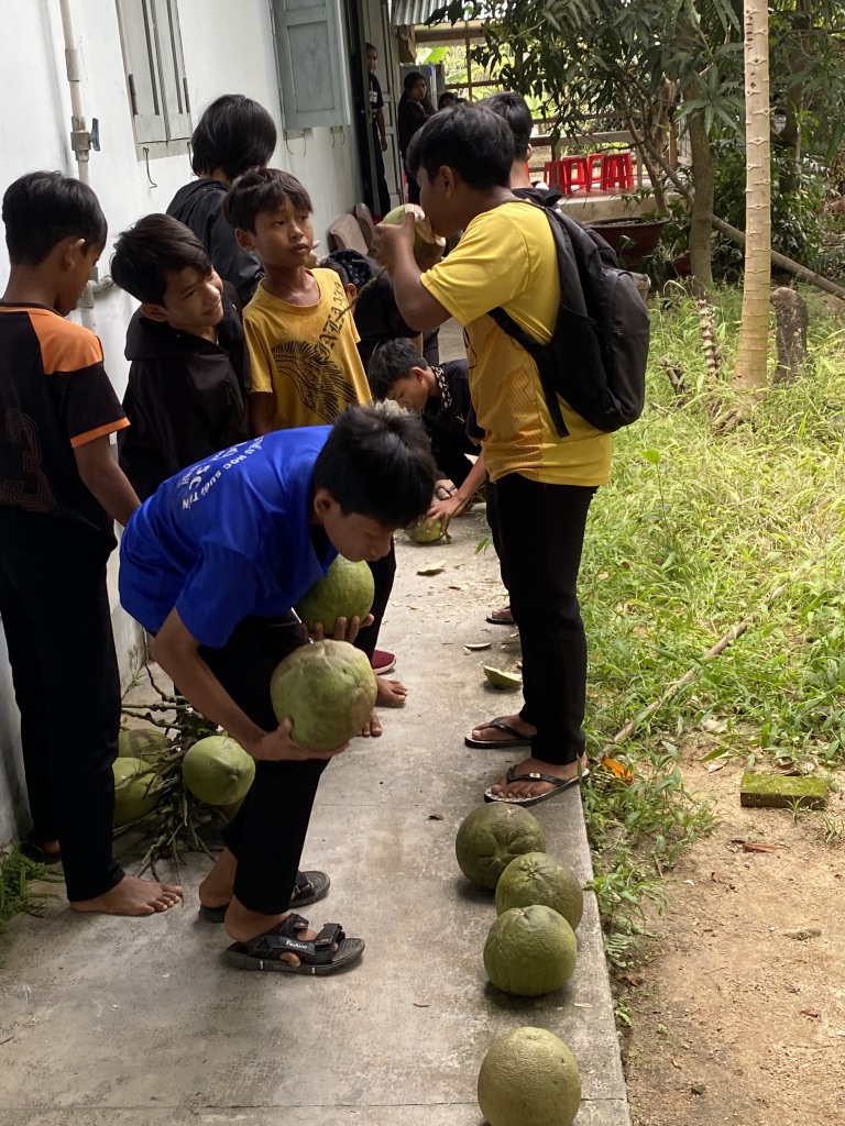 25-03182026-Suoi-Cat-Charity-Home